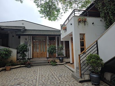 Choice Guest House No. 2