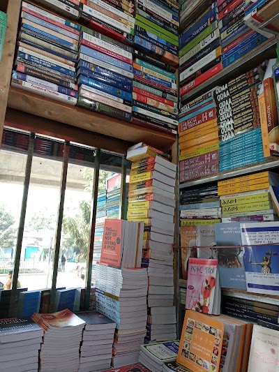 Maruf Book store