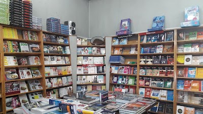 Book World | Piazza | የመጽሐፍ አለም | ፒያሳ