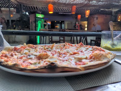 Villa Verde Lounge and Restaurant